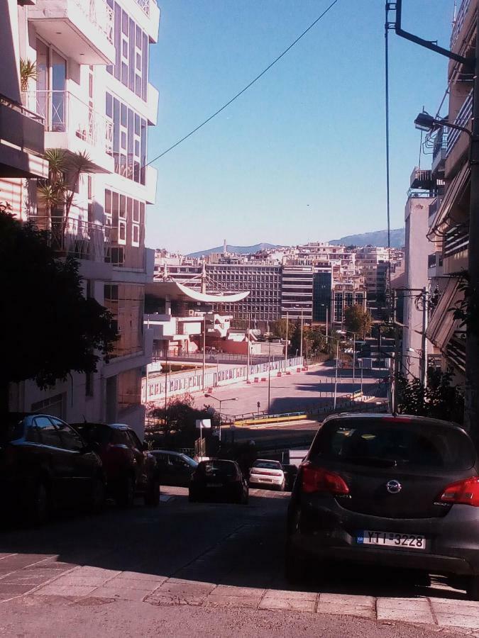 Φωτεινό Διαμέρισμα Πειραιας Pireus Eksteriør bilde