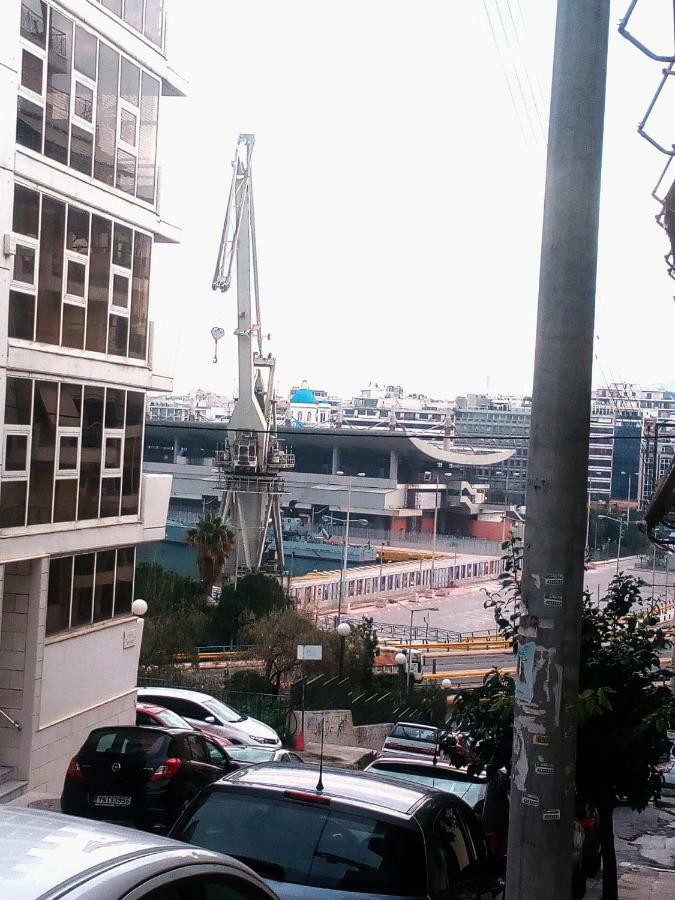 Φωτεινό Διαμέρισμα Πειραιας Pireus Eksteriør bilde